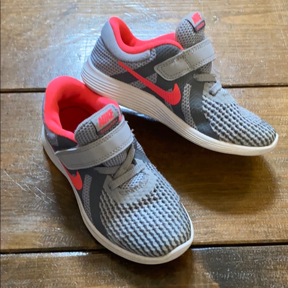 Nike shoes